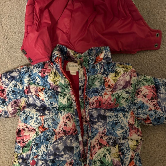 Child’s snow suit - Picture 6 of 7